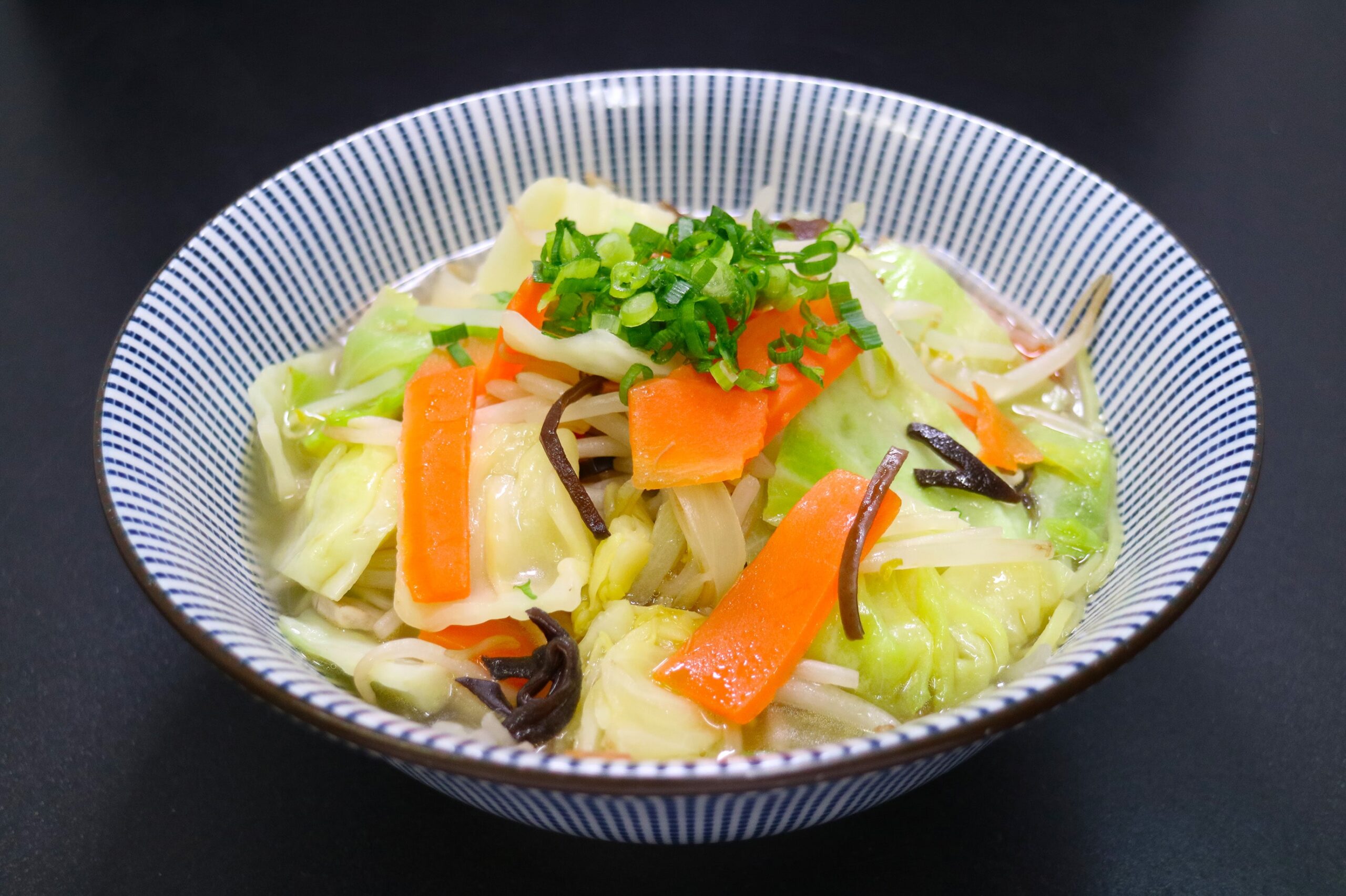 野菜たっぷりタンメン 980円