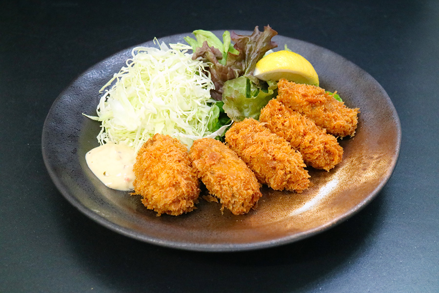 カキフライ 900円
